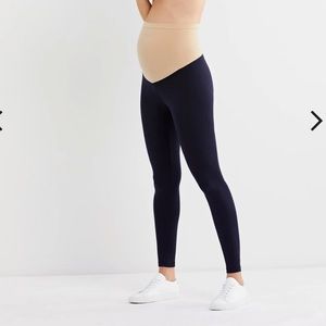 A Pea in the Pod Luxe Essential Maternity Legging